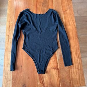 Nasty Gal Women's Black Backless Long Sleeve Light Sweater‎ Bodysuit Size 8